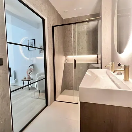 Magnifique Familial Et Spacieux - 6p Apartment